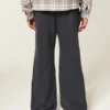 Pantaloni de trening cu croi bootcut și grafică Forest Hills Athletics Pantaloni de trening cu croi bootcut și grafică Forest Hills Athletics