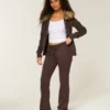 Pantaloni de trening cu croi bootcut și imprimeu grafic 1997 Pantaloni de trening cu croi bootcut și imprimeu grafic 1997