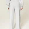 Pantaloni de trening cu croi larg Pantaloni de trening cu croi larg