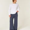 Pantaloni de trening cu grafică numerică și croi bootcut Pantaloni de trening cu grafică numerică și croi bootcut