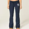 Pantaloni de trening cu logo grafic Pantaloni de trening cu logo grafic