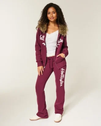 Pantaloni de trening cu logo grafic