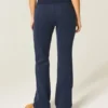 Pantaloni de trening cu logo grafic Pantaloni de trening cu logo grafic