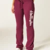 Pantaloni de trening cu logo grafic Pantaloni de trening cu logo grafic