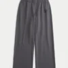 Pantaloni de trening cu picior larg și logo strălucitor