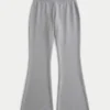 Pantaloni de trening evazați Pantaloni de trening evazați