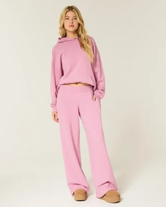 Pantaloni de trening largi