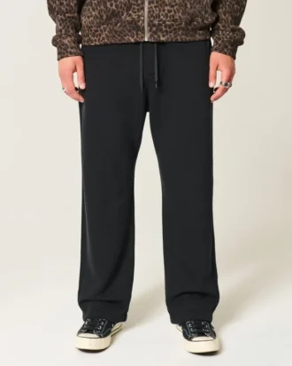 Pantaloni de trening largi