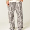 Pantaloni de trening largi Pantaloni de trening largi