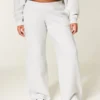 Pantaloni de trening largi Pantaloni de trening largi