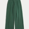Pantaloni de trening largi Pantaloni de trening largi
