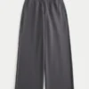Pantaloni de trening largi Pantaloni de trening largi