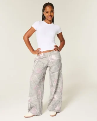 Pantaloni de trening largi camuflați