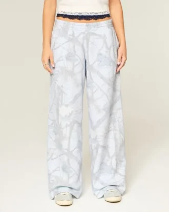 Pantaloni de trening largi, camuflaj albastru Pantaloni de trening largi, camuflaj albastru