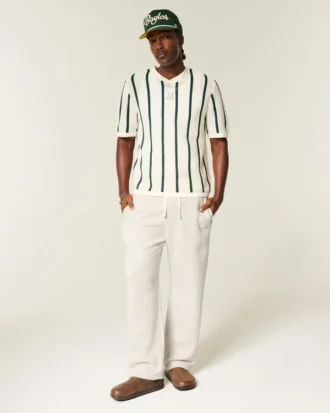Pantaloni de trening largi cu broderie pe spate