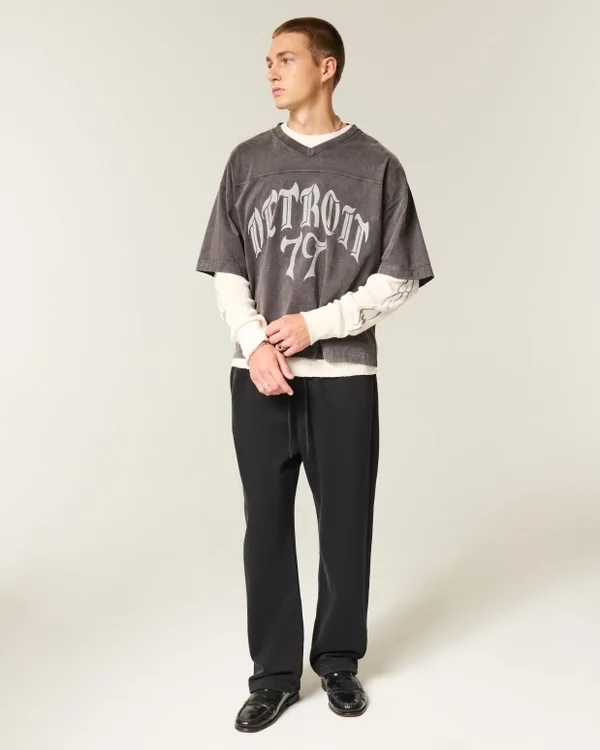 Pantaloni de trening largi cu broderie Spider Pantaloni de trening largi cu broderie Spider