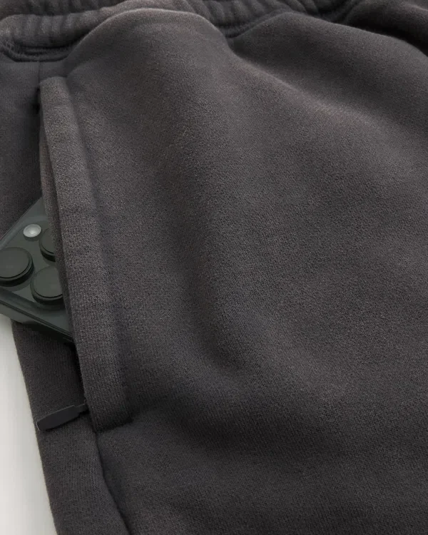 Pantaloni de trening largi cu imprimeu cu stele Pantaloni de trening largi cu imprimeu cu stele