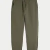 Pantaloni de trening largi cu tiv strâns Pantaloni de trening largi cu tiv strâns