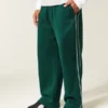 Pantaloni de trening super largi cu borduri Pantaloni de trening super largi cu borduri