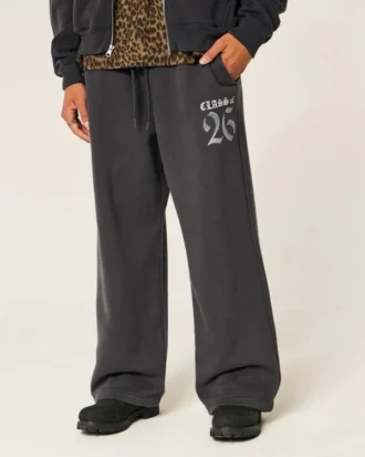 Pantaloni de trening super largi cu imprimeu „Class of 26”