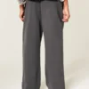 Pantaloni de trening super largi cu imprimeu Double Flame Pantaloni de trening super largi cu imprimeu Double Flame