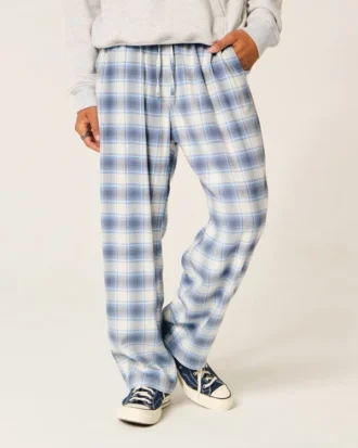 Pantaloni din flanel
