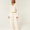 Pantaloni drepți din țesătură tip waffle cu dantelă Gilly Hicks Pantaloni drepți din țesătură tip waffle cu dantelă Gilly Hicks