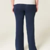 Pantaloni evazați din tricot cu talie pliată Pantaloni evazați din tricot cu talie pliată