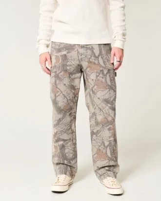 Pantaloni largi de camuflaj