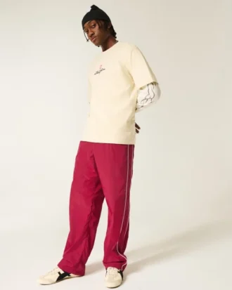Pantaloni largi de trening
