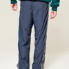 Pantaloni largi de trening Pantaloni largi de trening