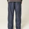 Pantaloni largi de trening