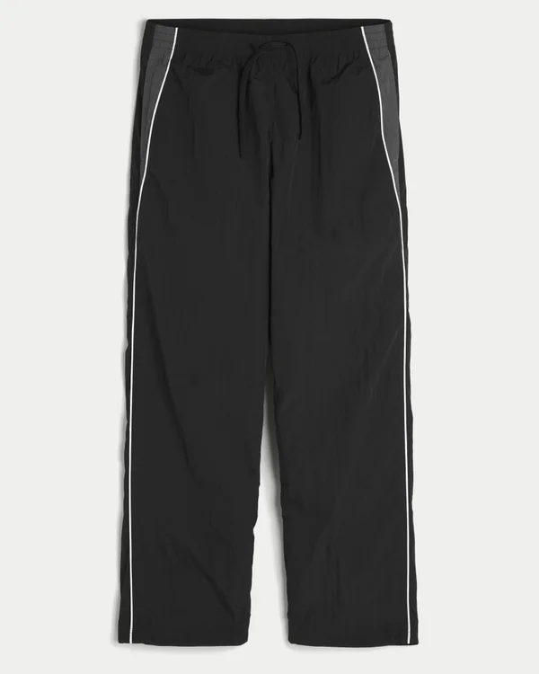 Pantaloni largi de trening Pantaloni largi de trening