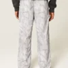 Pantaloni largi de trening camuflați Pantaloni largi de trening camuflați