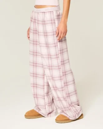 Pantaloni largi din flanelă