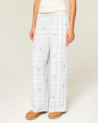 Pantaloni largi din flanelă