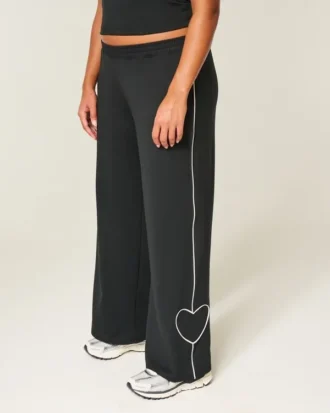 Pantaloni largi Gilly Hicks Active Recharge cu vârf în formă de inimă