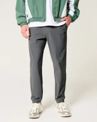 Pantaloni relaxați, conici, pentru toată ziua