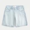 Pantaloni scurți baggy cu talie joasă, spălare deschisă și imprimeu cu fundiță Pantaloni scurți baggy cu talie joasă, spălare deschisă și imprimeu cu fundiță