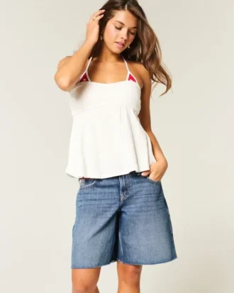 Pantaloni scurți baggy cu talie joasă, spălare închisă și imprimeu cu steagul american