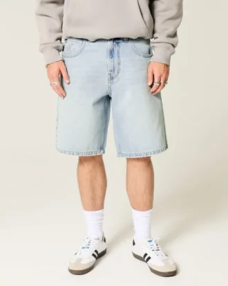 Pantaloni scurți baggy din denim cu imprimeu grafic cu stele Pantaloni scurți baggy din denim cu imprimeu grafic cu stele
