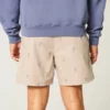 Pantaloni scurți cu model de homar până la jumătatea coapsei