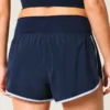 Pantaloni scurți de alergare Gilly Hicks Active cu talie înaltă Pantaloni scurți de alergare Gilly Hicks Active cu talie înaltă