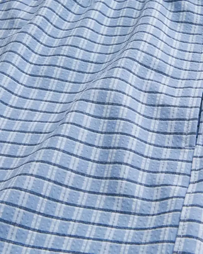 Pantaloni scurți de baie din seersucker până la jumătatea coapsei Pantaloni scurți de baie din seersucker până la jumătatea coapsei