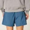 Pantaloni scurți de fotbal largi, până la jumătatea coapsei Pantaloni scurți de fotbal largi, până la jumătatea coapsei
