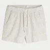 Pantaloni scurți din amestec de in și seersucker, până la jumătatea coapsei Pantaloni scurți din amestec de in și seersucker, până la jumătatea coapsei