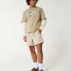 Pantaloni scurți din amestec de in, până la jumătatea coapsei, cu elastic