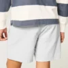 Pantaloni scurți din amestec de in, până la jumătatea coapsei, cu elastic Pantaloni scurți din amestec de in, până la jumătatea coapsei, cu elastic