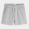 Pantaloni scurți din amestec de in, până la jumătatea coapsei, cu elastic Pantaloni scurți din amestec de in, până la jumătatea coapsei, cu elastic