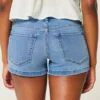 Pantaloni scurți din denim cu talie joasă și spălare medie Pantaloni scurți din denim cu talie joasă și spălare medie